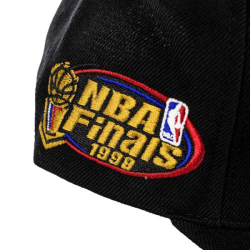 Mitchell & Ness NBA Chicago Bulls Top Spot Snapback (HWC)