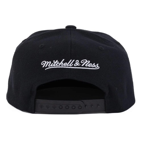 Mitchell & Ness NBA San Antonio Spurs Team Ground 2.0 Snapback