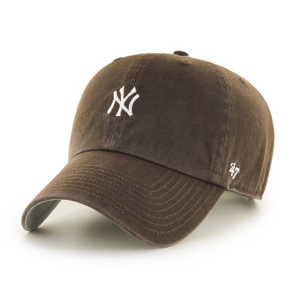 '47 MLB New York Yankees Base Runner Clean Up