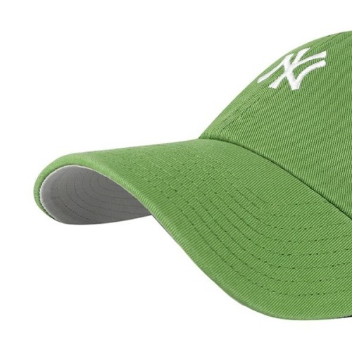 '47 MLB New York Yankees Base Runner Clean Up